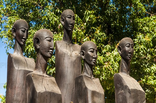 Local wooden art statues in the Ankarafantsika National Park