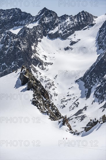 Ski tourers at the Turmscharte