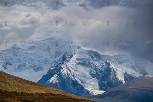 Mount Shishapangma