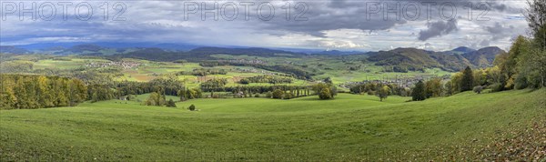 View of Ruenenberg and Kilchberg