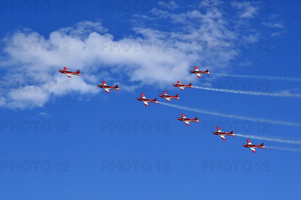 Formation flight of the Patrouille Suisse with the PC-7 team