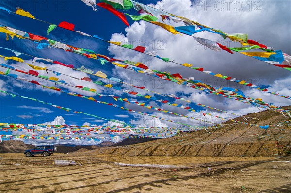 Prayer flags along the friendship highway