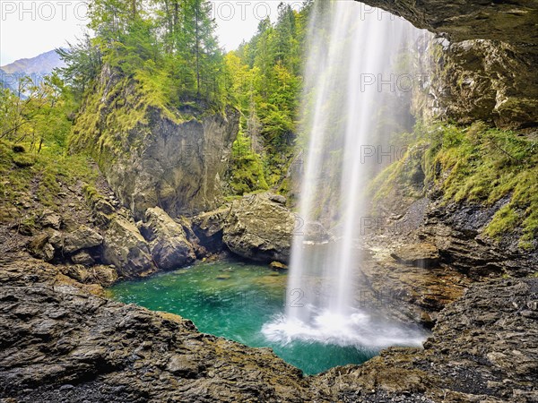 Berglistueber waterfall