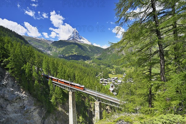 Gornergrat Bahn runs over Findelnbach Viaduct