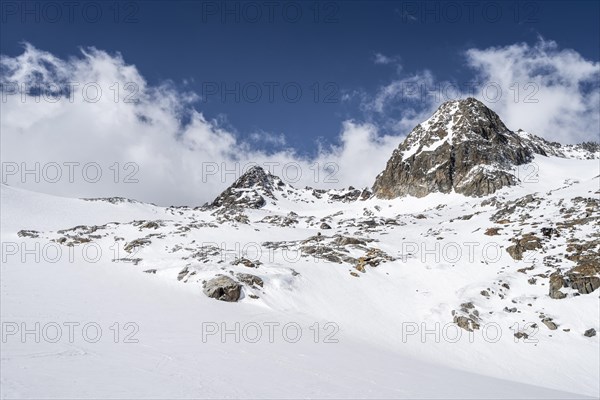 Ascent of Alpeiner Ferner