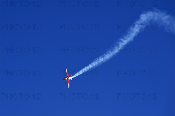 Formation flight of the Patrouille Suisse with the PC-7 team