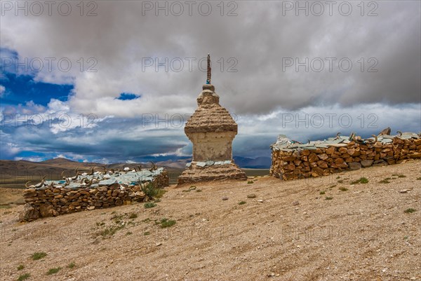 The Chiu monastery at the Lake Manasarovar