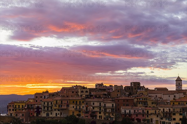 Evening mood over the idyllic mountain village of Capoliveri