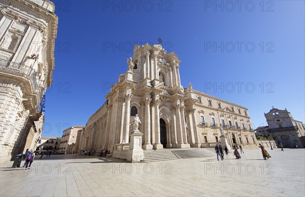 Cathedral and the Piazza del Duomo