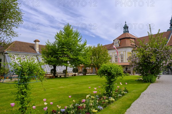 Baroque courtyard garden