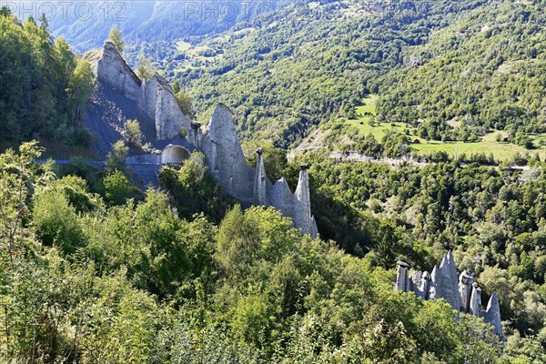 Earth pyramids of Euseigne