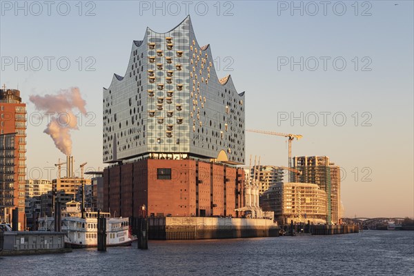 Elbe Philharmonic Hall in the evening light in the wintry harbour of Hamburg