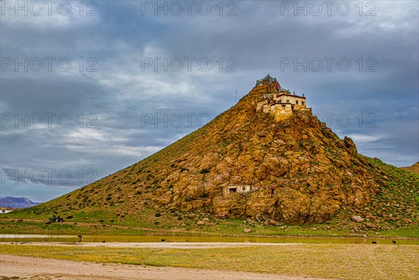 The Chiu monastery at the Lake Manasarovar