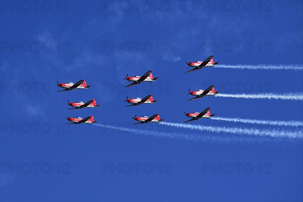 Formation flight of the Patrouille Suisse with the PC-7 team