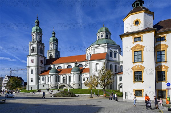 The Lorenzkirche and the Fuerstaebtliche Residenz from 1651