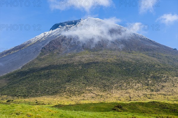 Ponta do Pico highest mountain of Portugal