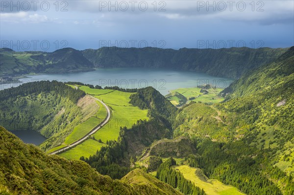 Overlook over the Sete Cidades crater