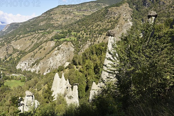 Earth pyramids of Euseigne