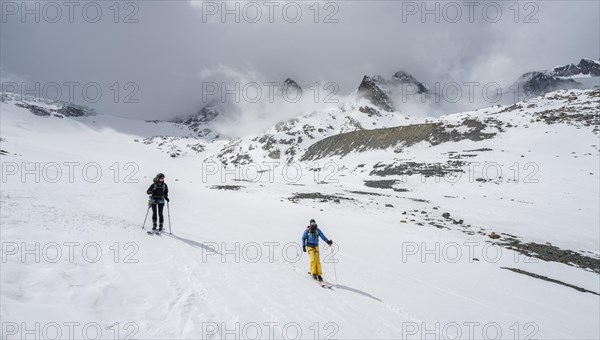 Ski tourers on the descent at Alpeiner Ferner