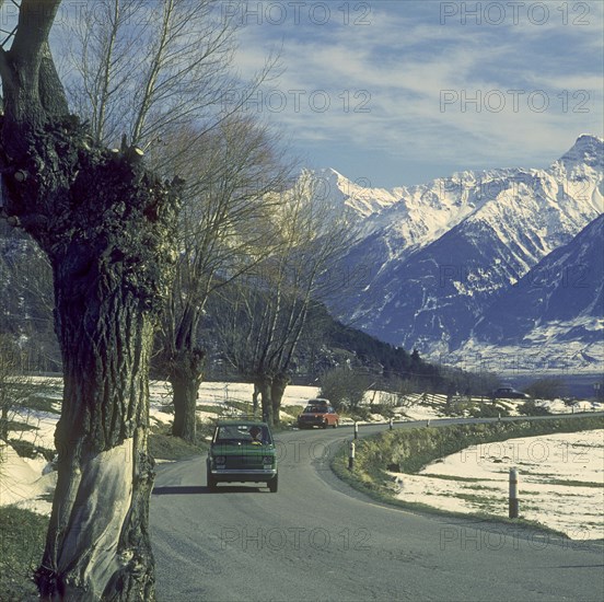 From the Reschen Pass over the Vinschgau valley floor to the Ortler Group