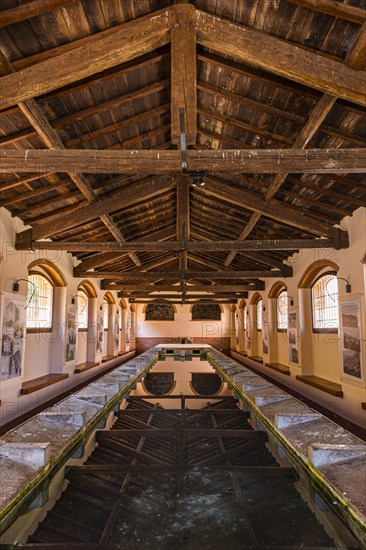 Former washhouse below Rio nell Elba