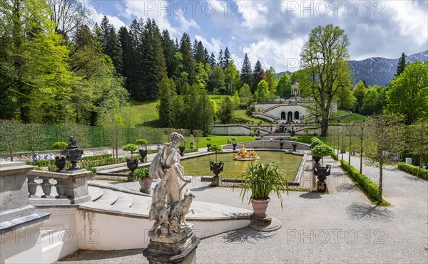 Fountain of the Royal Villa and Venus Temple