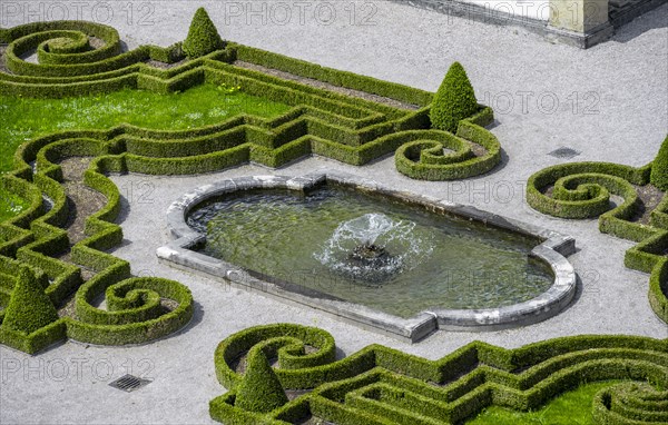 Linderhof Palace with fountain in the garden