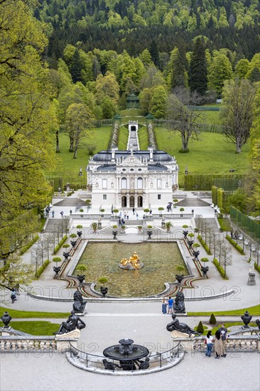 Royal Villa Linderhof Palace with fountain