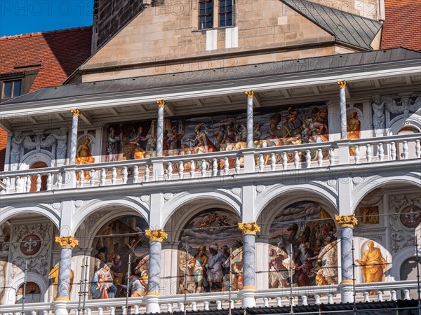 Frescoes on the balconies below the Hausmannsturm in the courtyard of the Residenzschloss