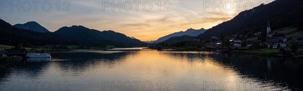 Evening atmosphere at sunset at Lake Weissensee