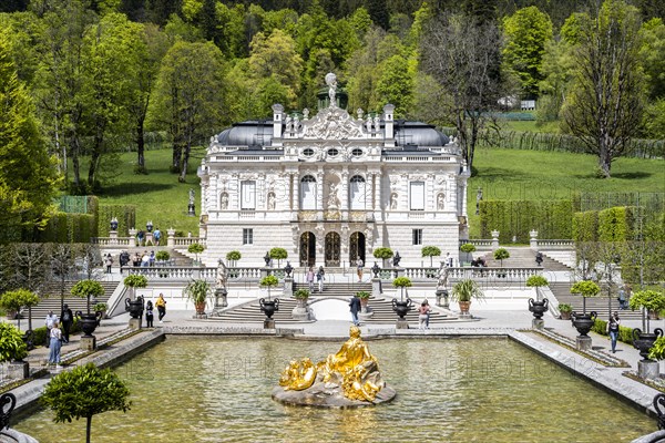 Royal Villa Linderhof Palace with fountain