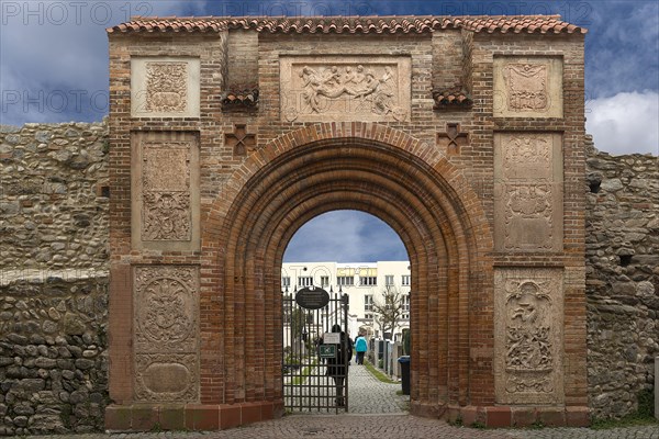 Cemetery portal at the old town cemetery