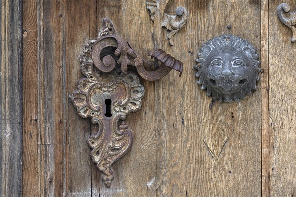 Door lock on the former Baumburg monastery church of St. Margaret