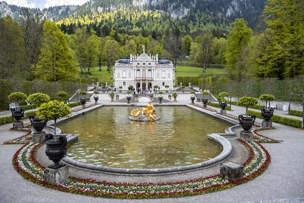 Royal Villa Linderhof Palace with fountain