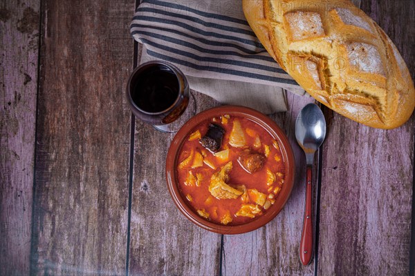 Clay casserole with Madrid-style stewed tripe