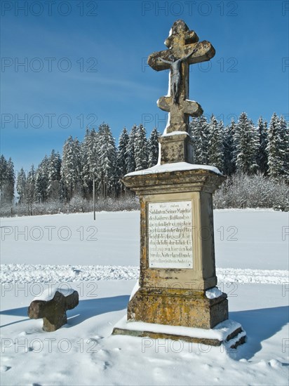 Wayside cross near Oberschwaerzenbach