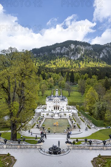 Royal Villa Linderhof Palace with fountain