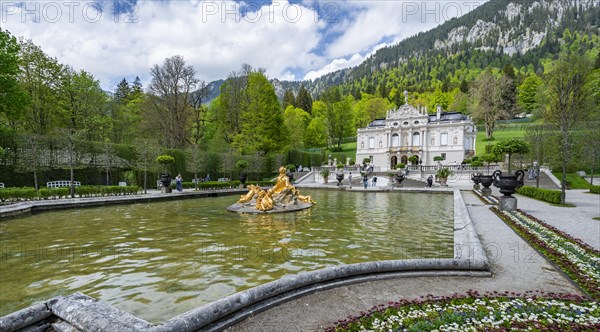 Royal Villa Linderhof Palace with fountain