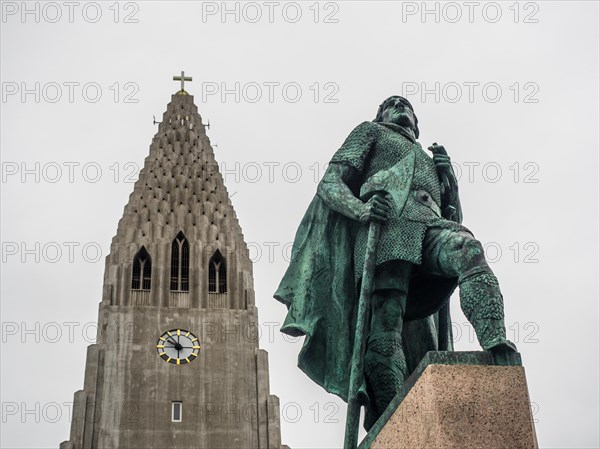 Statue of the first explorer of America Leifur Eiriksson in front of Hallgrimskirkja