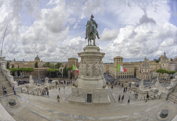 Equestrian statue of Victor-Emanuel Altare della Patria