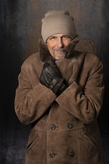 Elderly man in winter outfit