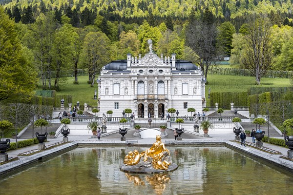 Royal Villa Linderhof Palace with fountain