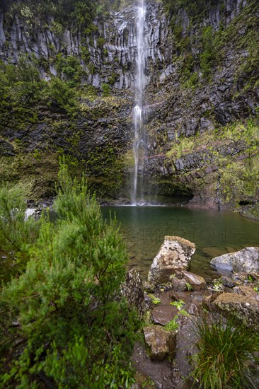 Lagoa do Vento with Upper Risco Waterfall