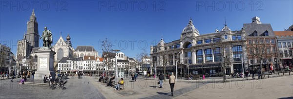 Panoramic photo of the Pieter Paul Rubens statue and historic buildings on the Groenplaats