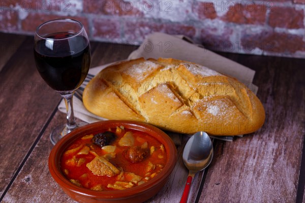 Clay casserole with Madrid-style stewed tripe