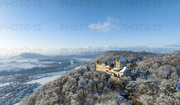 Hohenklingen Castle above Stein am Rhein in winter