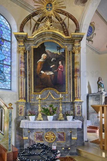 Side altar