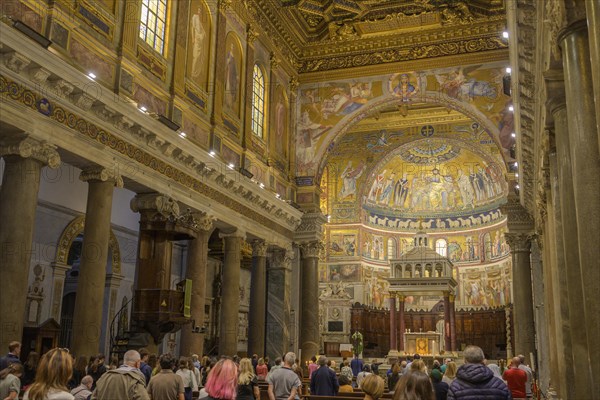 Mass at the Basilica di Santa Maria in Trastevere