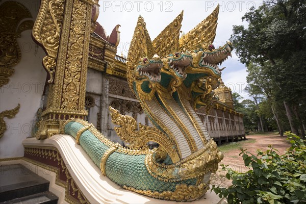 Dragon heads at the entrance of the temple complex Sri Chai Mongkol Grand Pagoda