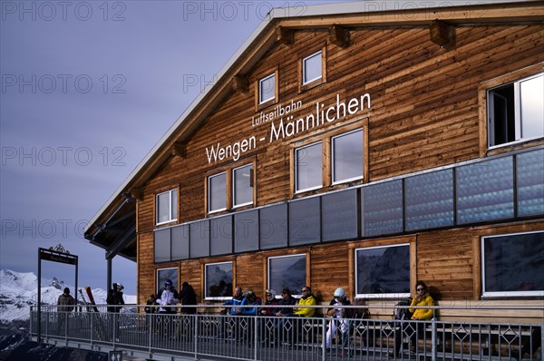 Wengen cable car mountain station